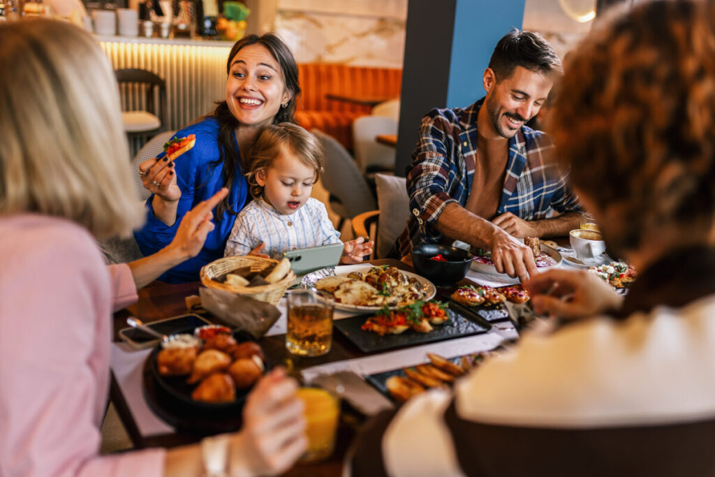Eagle Point Eats: A Food Lover’s Guide to the Best Dining Spots in Clinton’s Charming Neighborhood